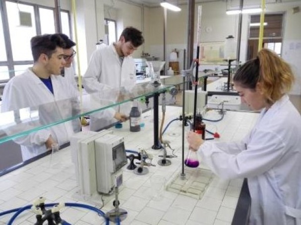 Laboratori 